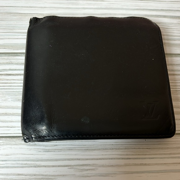 Men’s LV wallet - Picture 8 of 13